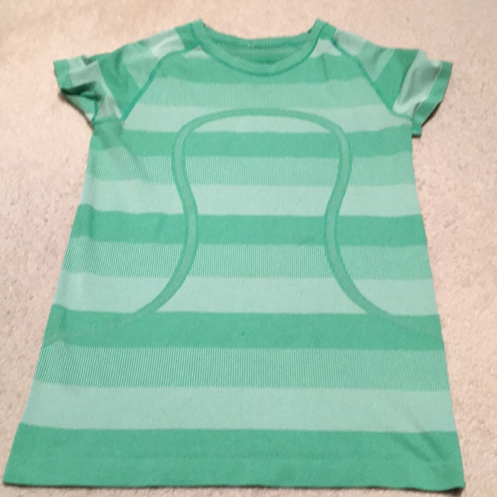 Lululemon swiftly tech short sleeve shirt